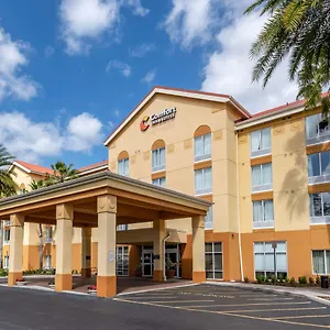 https://comfort-inn-suites-sanford.davenporthotels.org