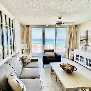 https://beachfront-retreat-the-getaway.panamacity-beachhotels.com