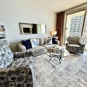 https://amazing-views-great-beachfront-panama-city-condo.panamacity-beachhotels.com